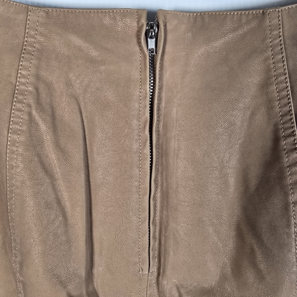 NWOT Free People Womwn's Modern Femme Vegan Suede Mini Skirt Size 4 Edgy Boho - Picture 7 of 13